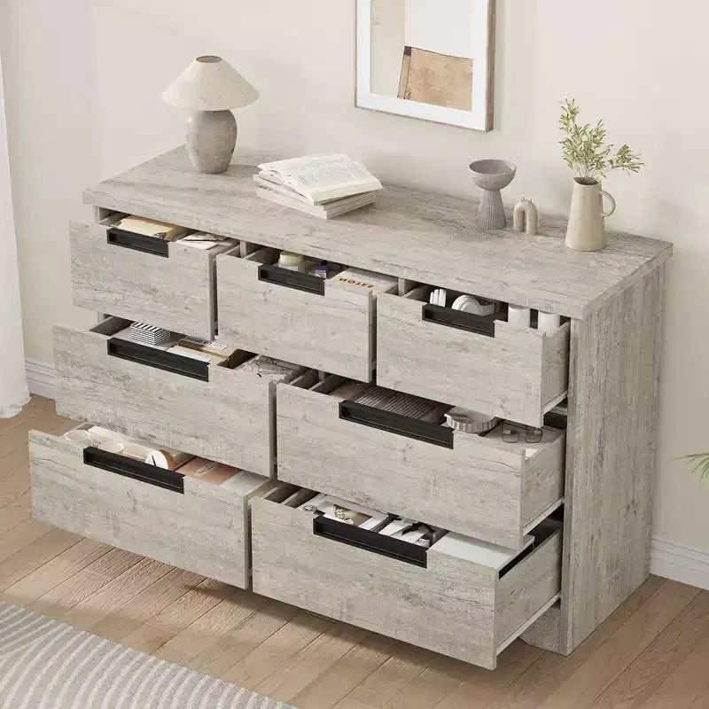 Commode en bois pour chambre à coucher avec poignées encastrées