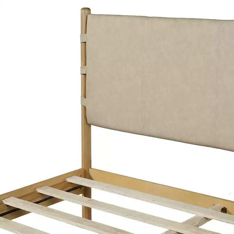 Lit double Queen/King ; Lit plateforme en bois avec tête de lit