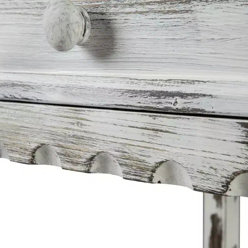 Table d'appoint de style maison de campagne avec un tiroir et une étagère