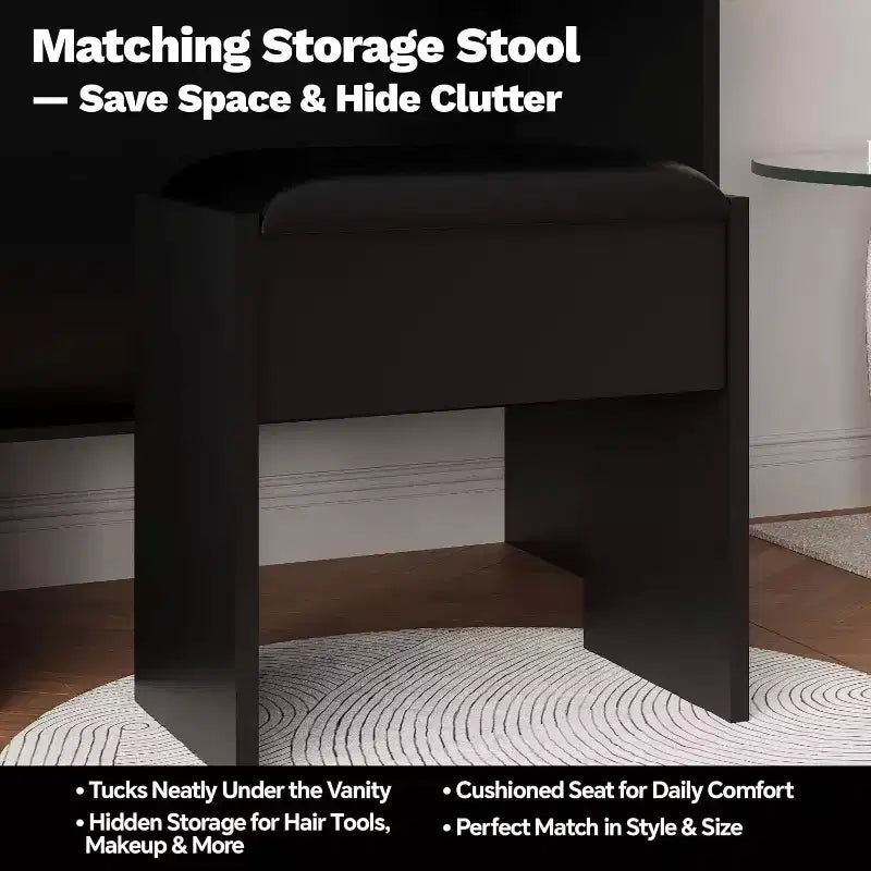 Une coiffeuse avec un tabouret