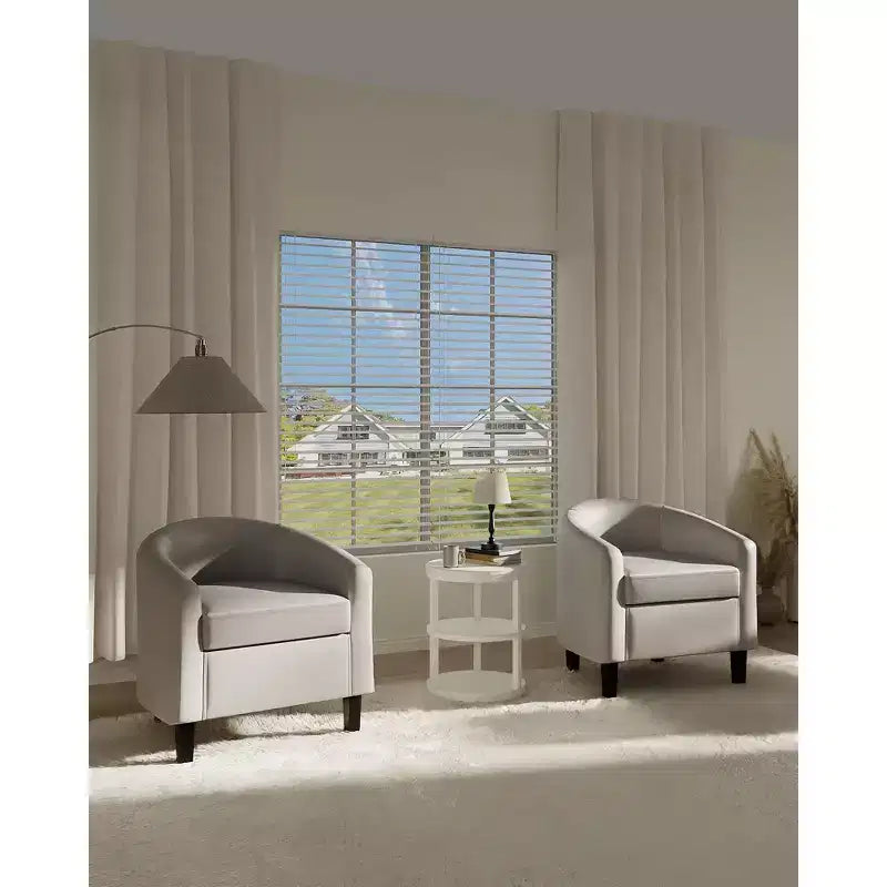 Fauteuils de salon en similicuir et sièges baquets avec assise moelleuse