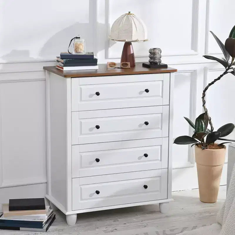 Commode de rangement blanche ; 4 tiroirs avec poignées brossées