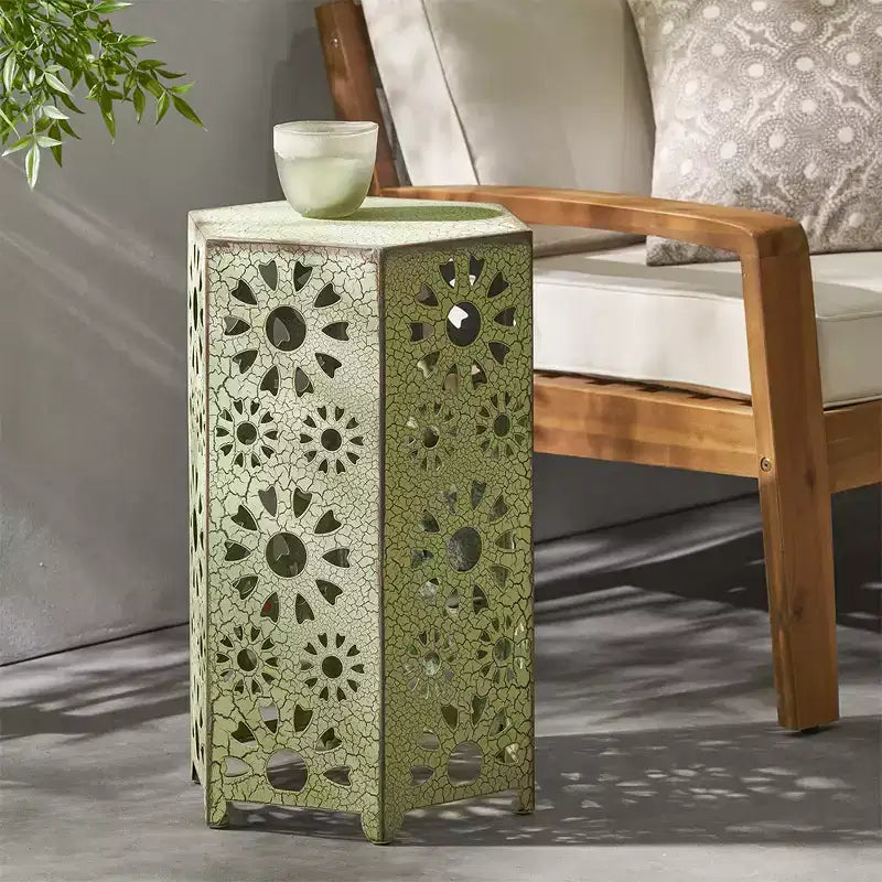 Table d'appoint décorative ; table d'appoint d'extérieur