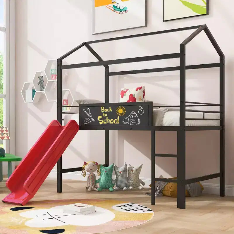 Lit mezzanine double avec toboggan et tableau d'écriture